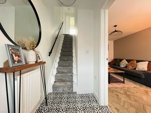 Photo 6- click for photo gallery